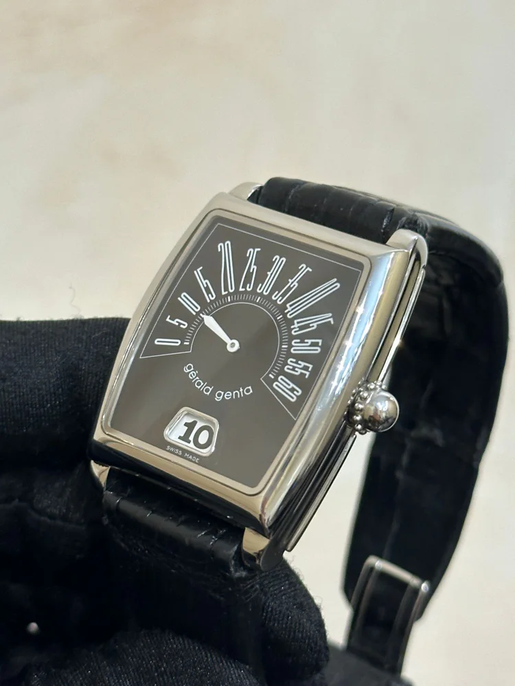 Gérald Genta Arena Retro Solo